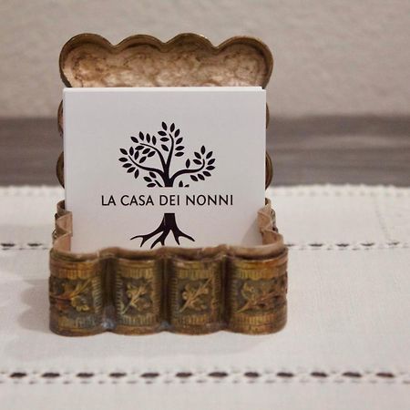 شقة La Casa Dei Nonni مونيلّي المظهر الخارجي الصورة